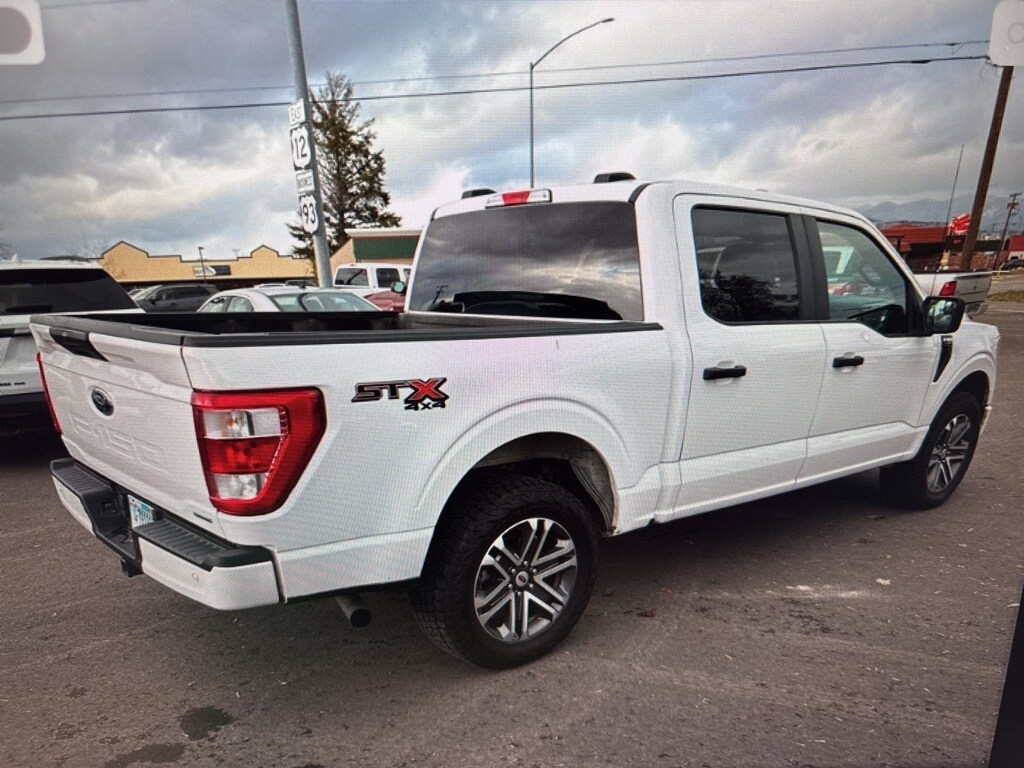 2021 Ford F-150 XL photo 3