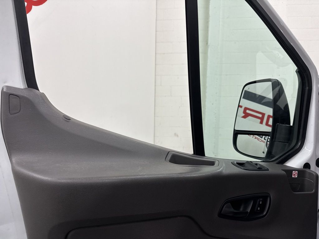 2021 Ford Transit Passenger Van XLT - Photo 37