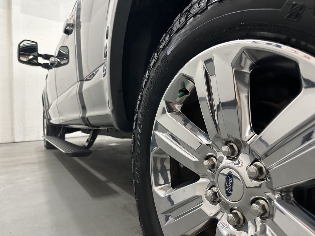 View 16