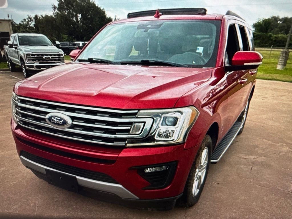 2020 Ford Expedition XLT's photo