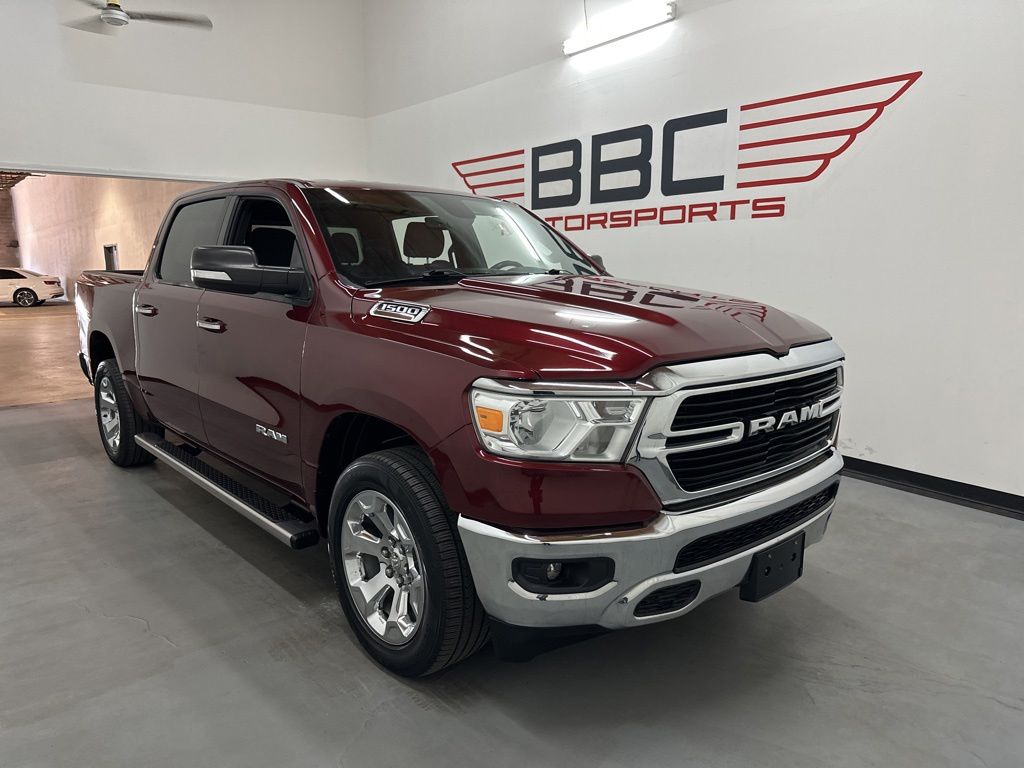 2019 RAM 1500 Big Horn/Lone Star 4x4 Crew Cab 5'7's photo