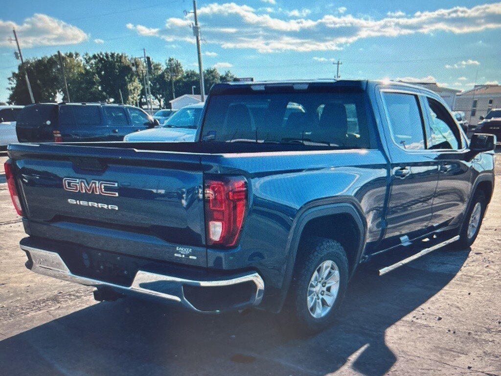 2019 Gmc Sierra 1500 SLE photo 2