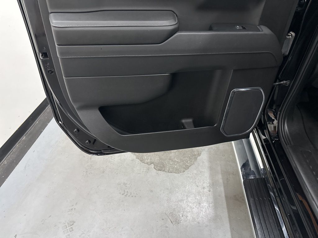 2024 Chevrolet Silverado 1500 LTZ - Photo 54