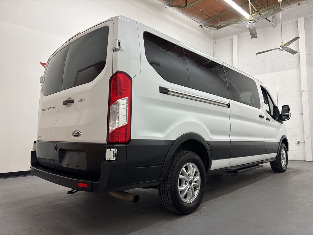 2021 Ford Transit Passenger Van XLT - Photo 9