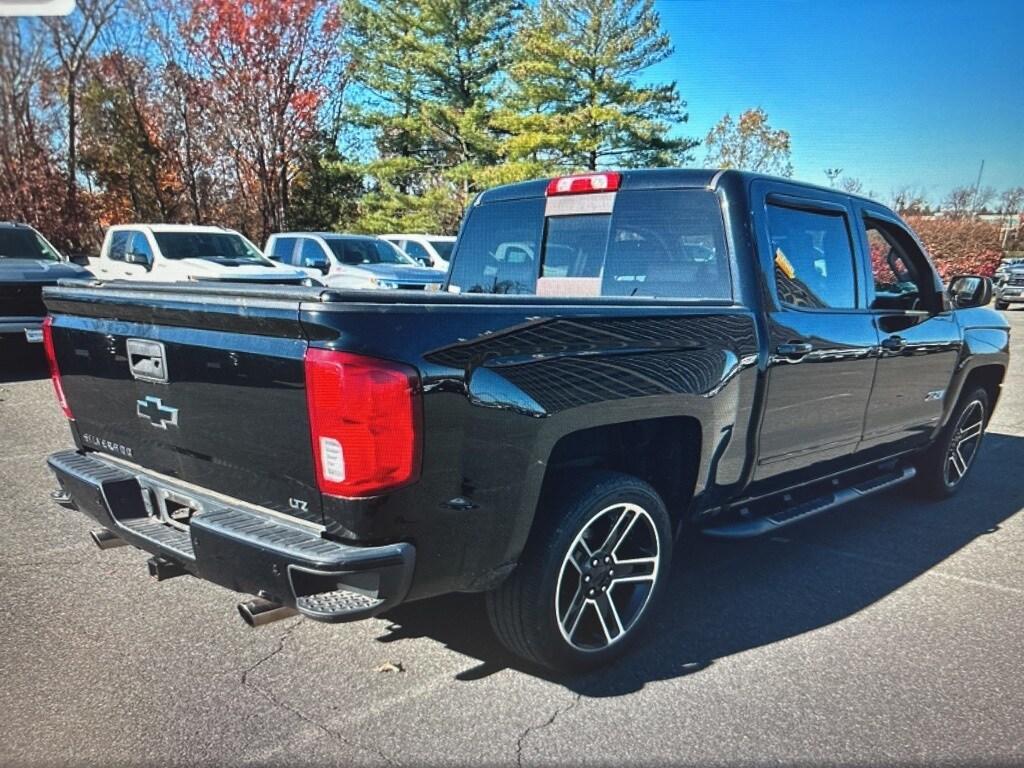 2016 Chevrolet Silverado 1500 LTZ Midnight Edition photo 3