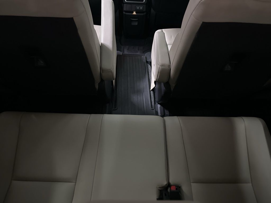 2022 Subaru Ascent Limited - Photo 17