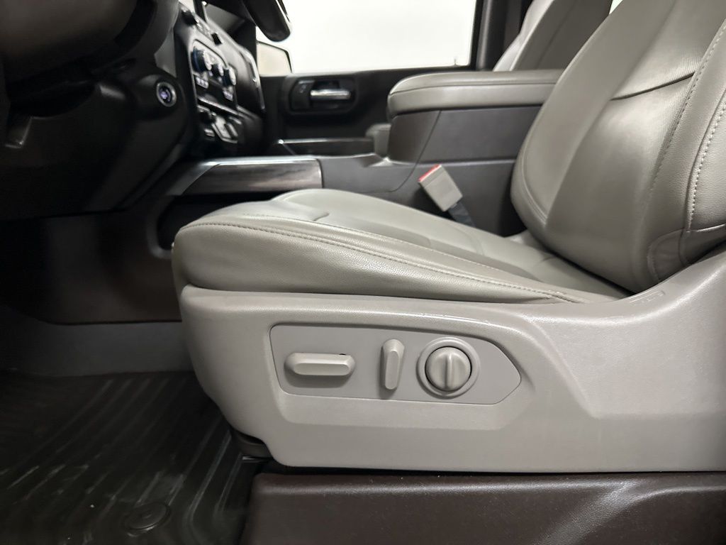 2021 Chevrolet Silverado 1500 LTZ - Photo 38