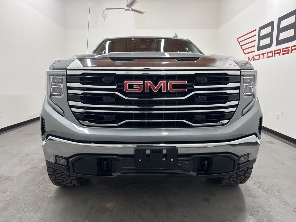 2023 Gmc Sierra 1500 SLT photo 3
