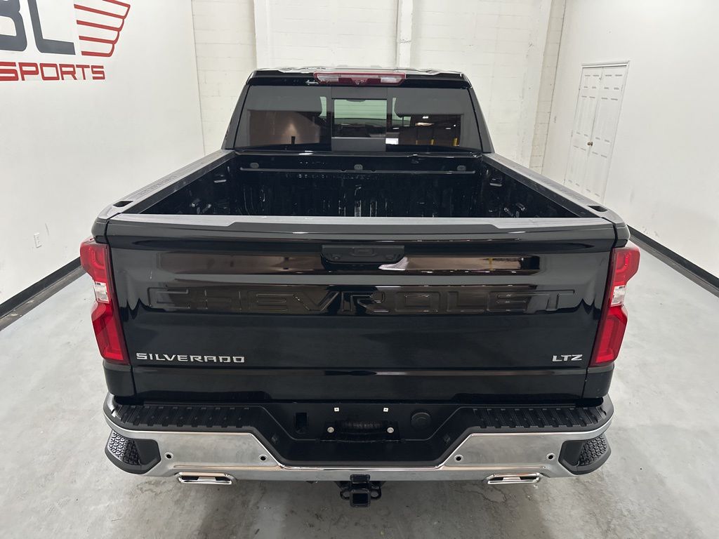 2024 Chevrolet Silverado 1500 LTZ - Photo 14