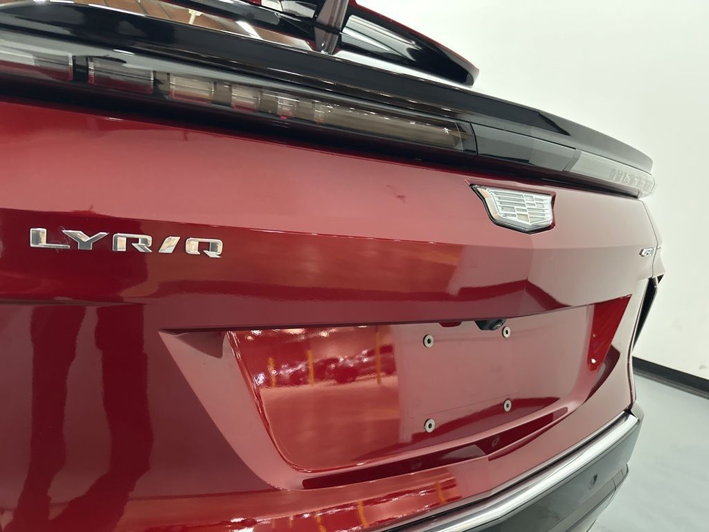 2024 Cadillac LYRIQ Luxury 1 - Photo 11