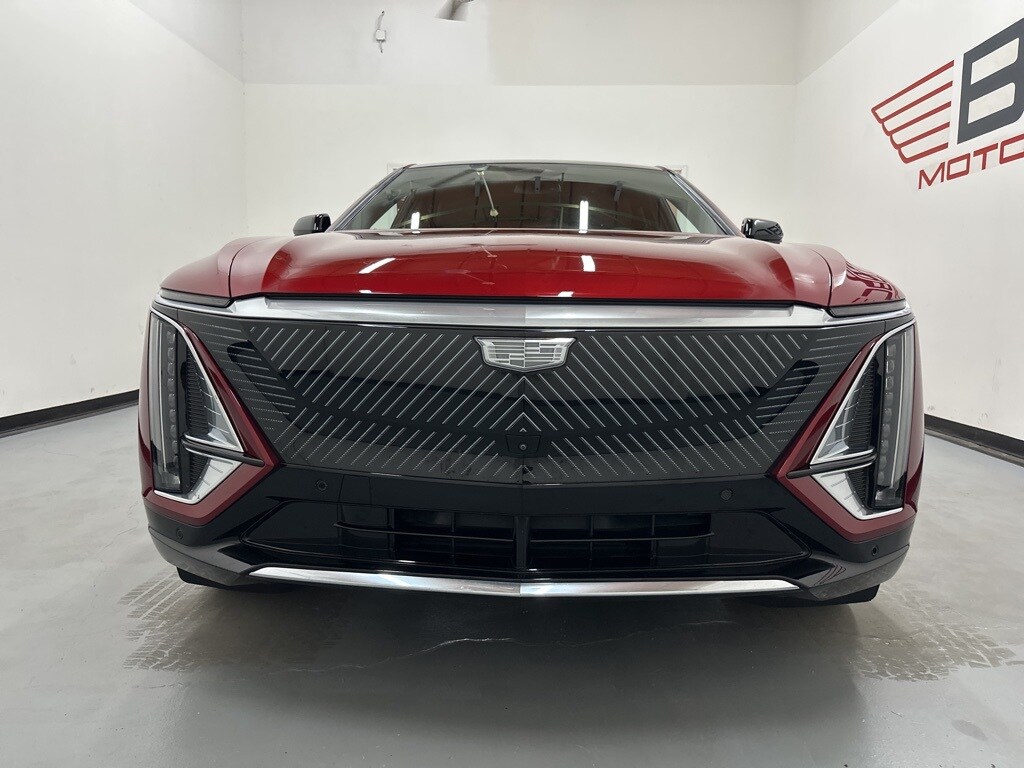 2024 Cadillac Lyriq Luxury photo 4