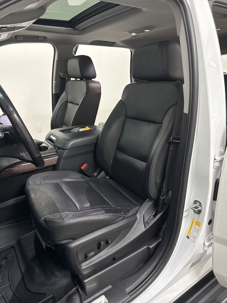 2020 GMC Yukon SLT - Photo 13