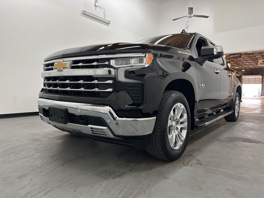 2024 Chevrolet Silverado 1500 LTZ - Photo 23