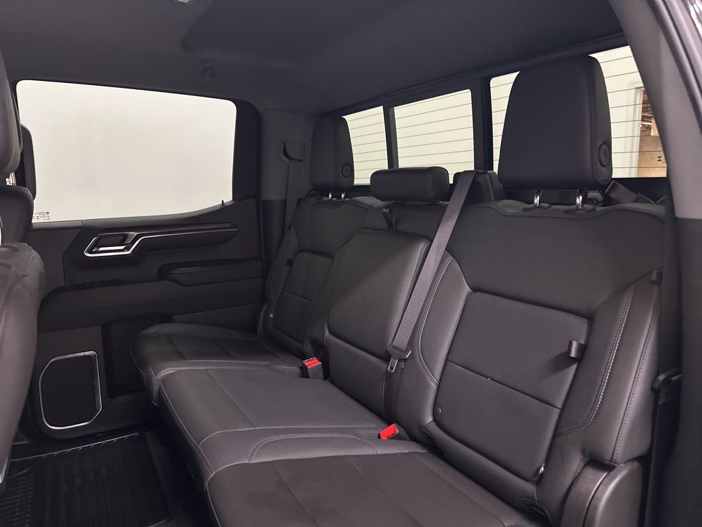 2024 Chevrolet Silverado 1500 LTZ - Photo 48