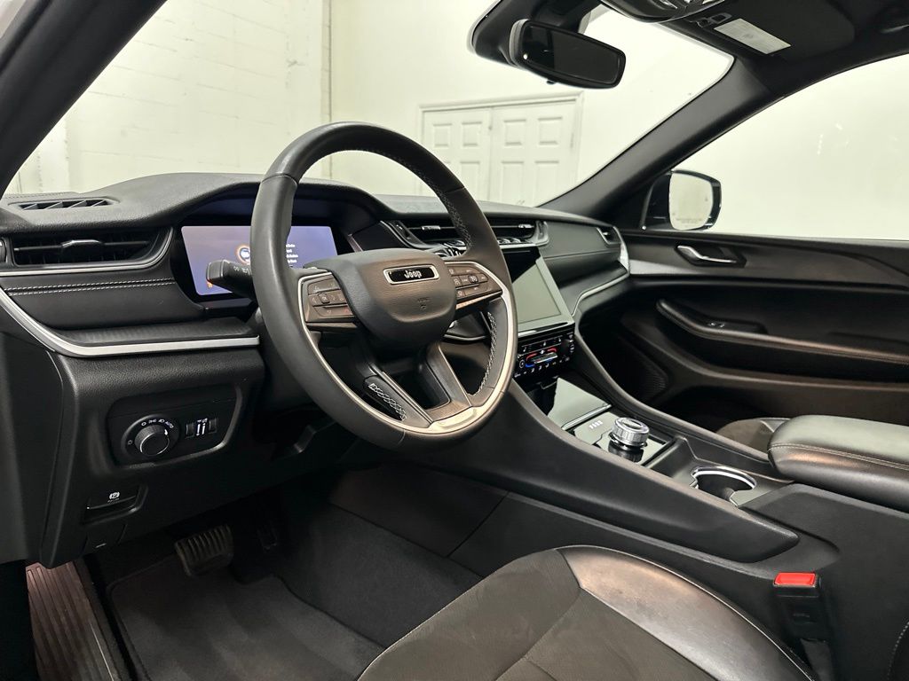 2024 Jeep Grand Cherokee Altitude - Photo 29