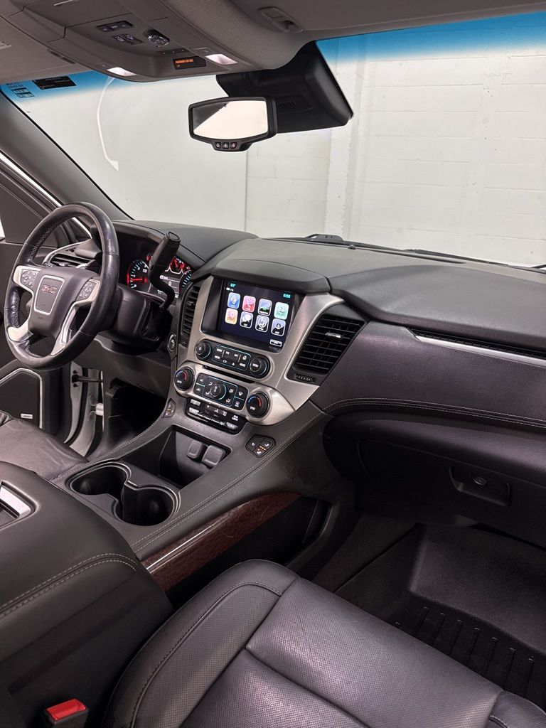 2020 GMC Yukon SLT - Photo 28