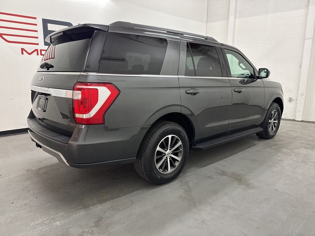 2019 Ford Expedition XLT photo 3