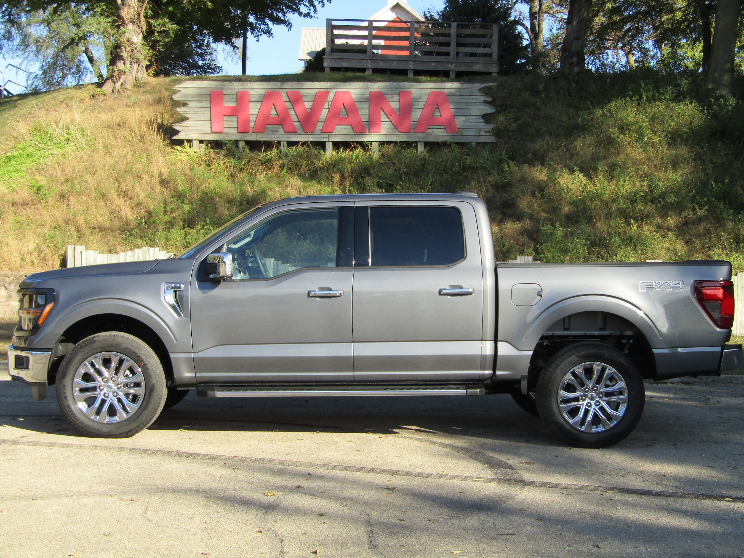 2025 Ford F-150 XLT's photo