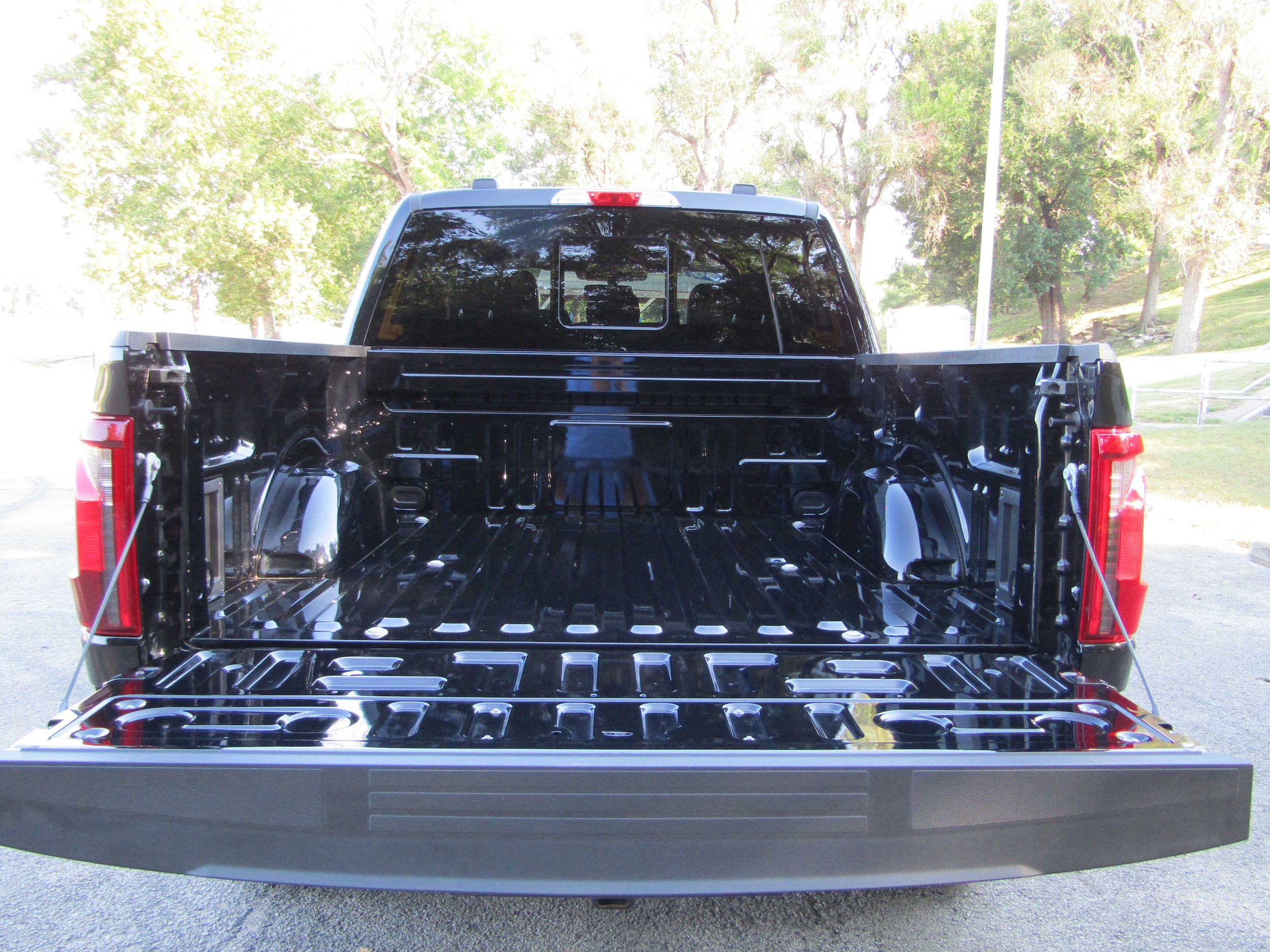 2026 Ford F-150 XLT - Photo 18