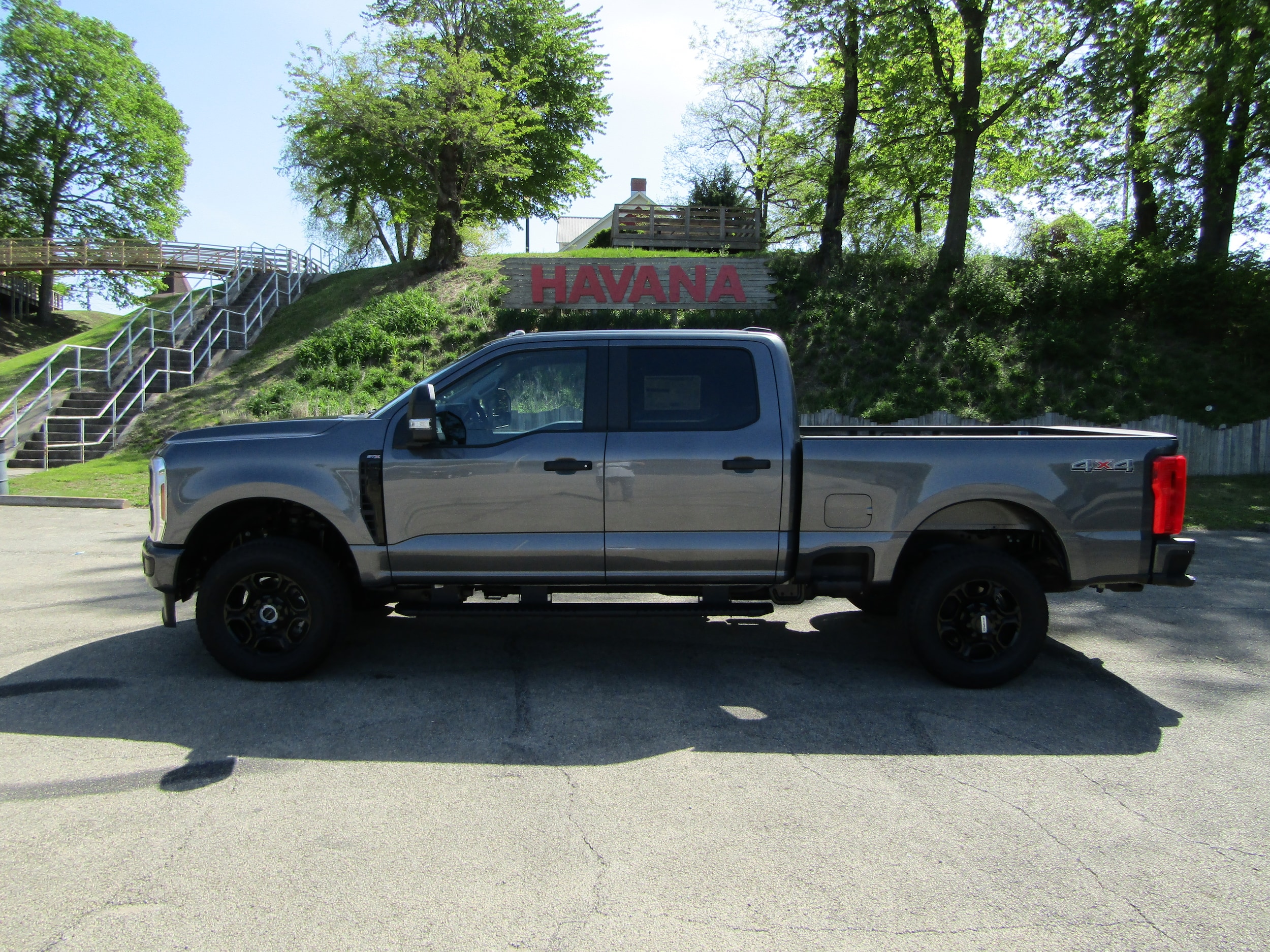 2026 Ford F-350 XL 4x4 Crew Cab 6-3/4' Box SRW's photo