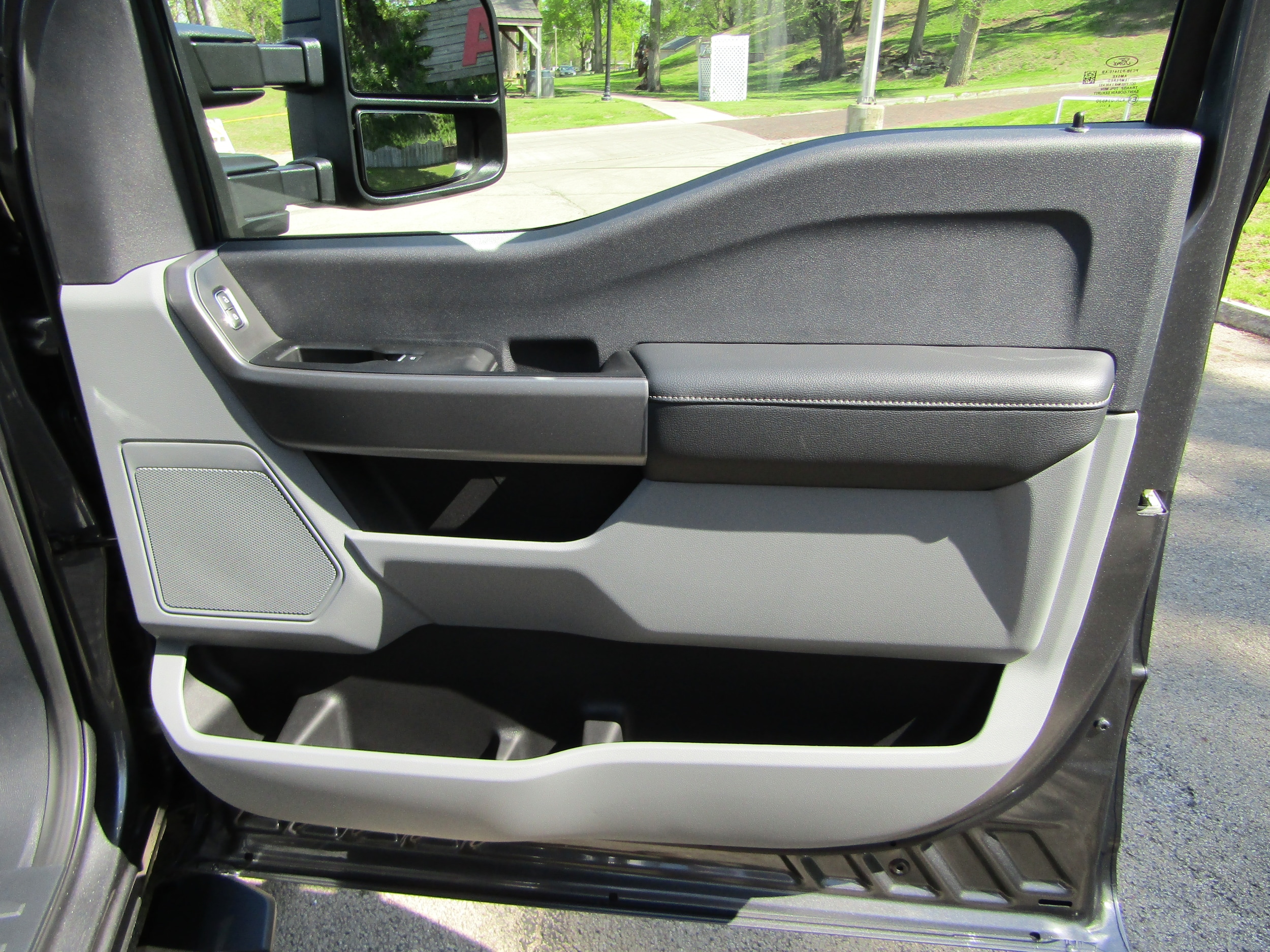 2026 Ford F-350 Super Duty XL - Photo 17