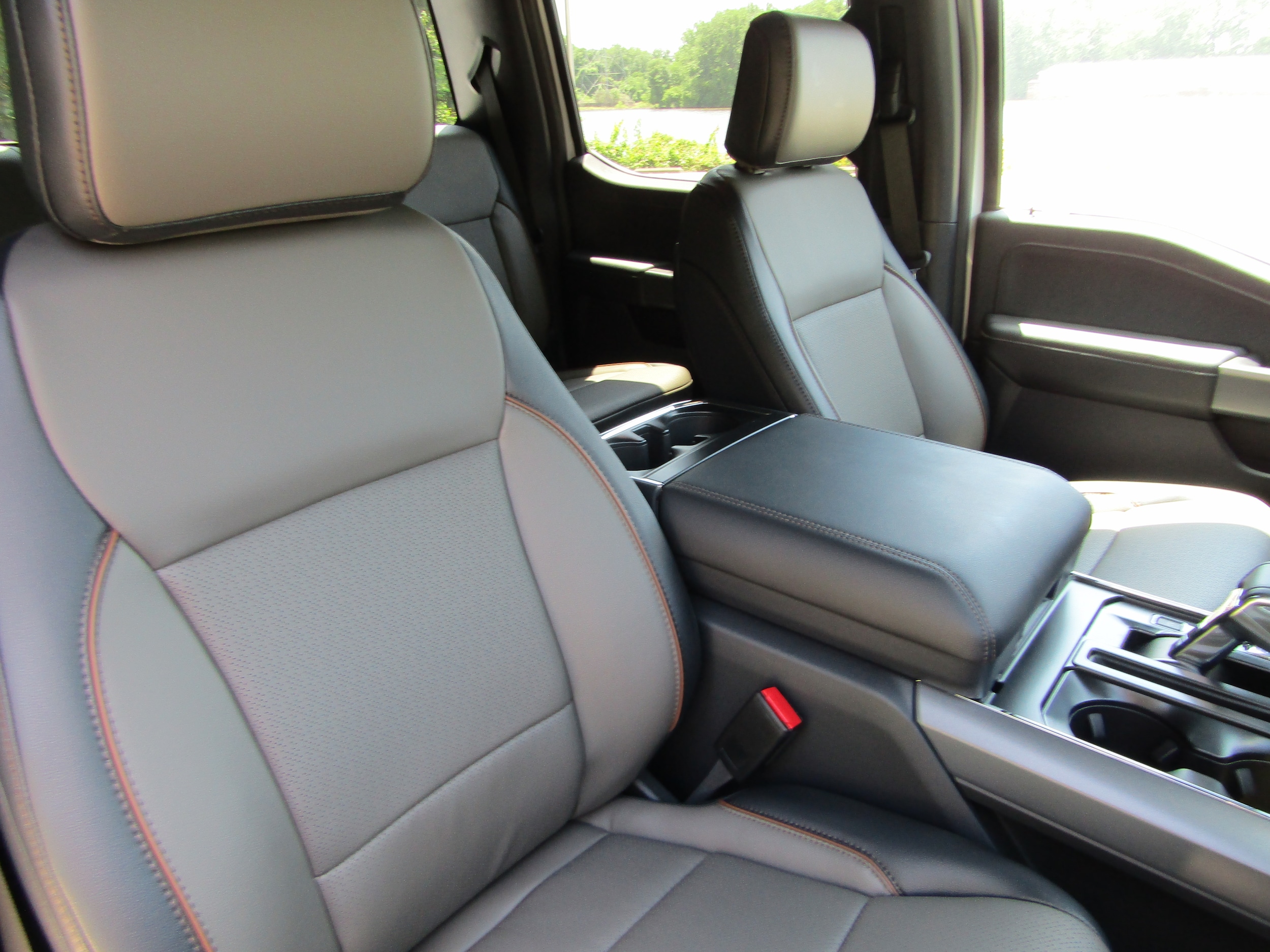 2026 Ford F-150 Lariat - Photo 36