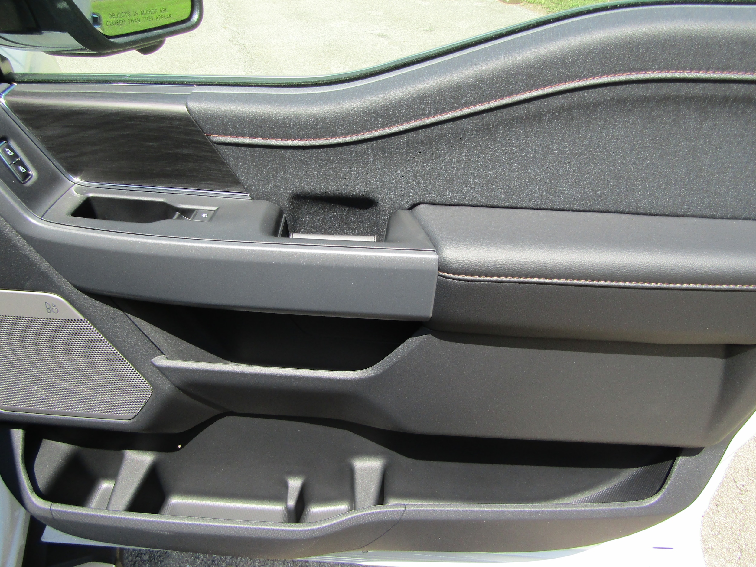 2026 Ford F-150 Lariat - Photo 17