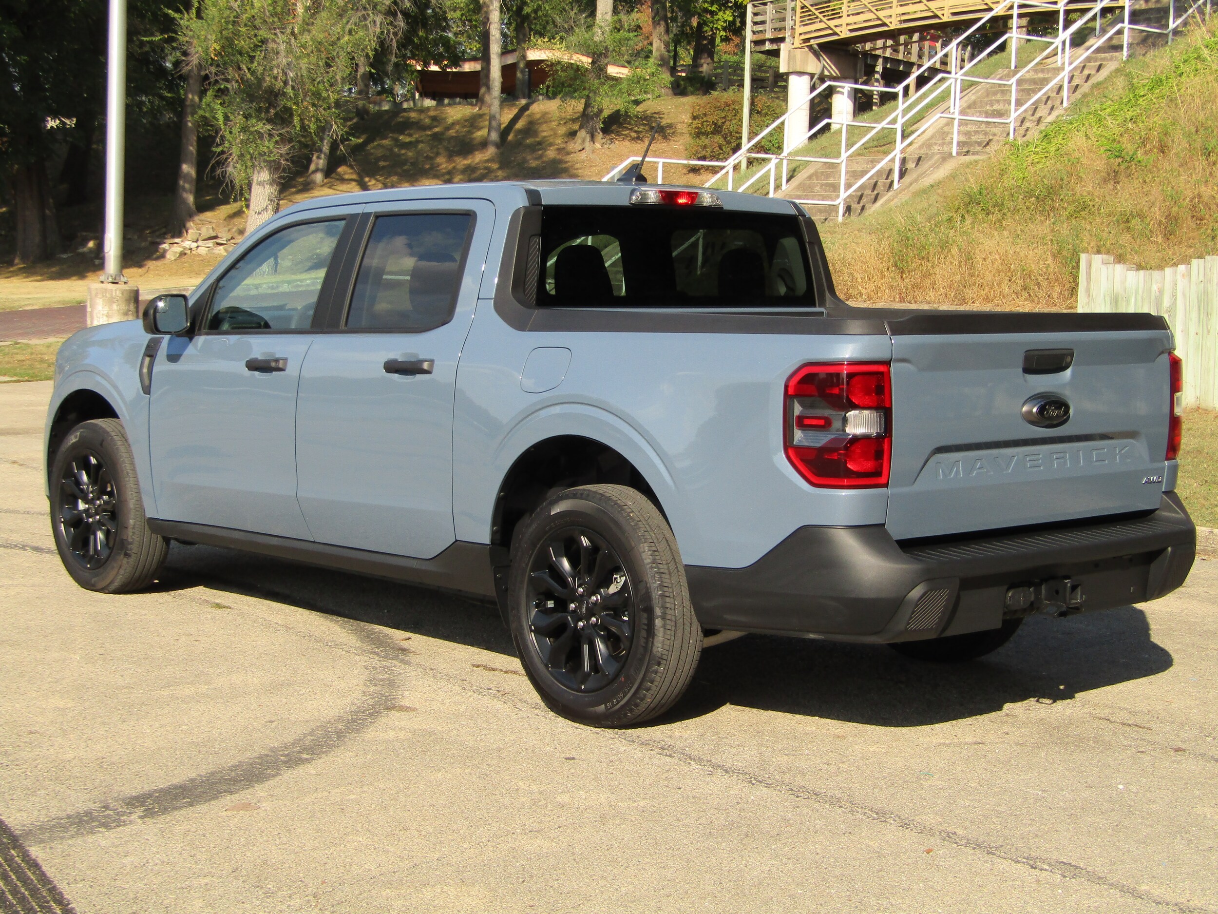 2024 Ford Maverick XLT photo 2