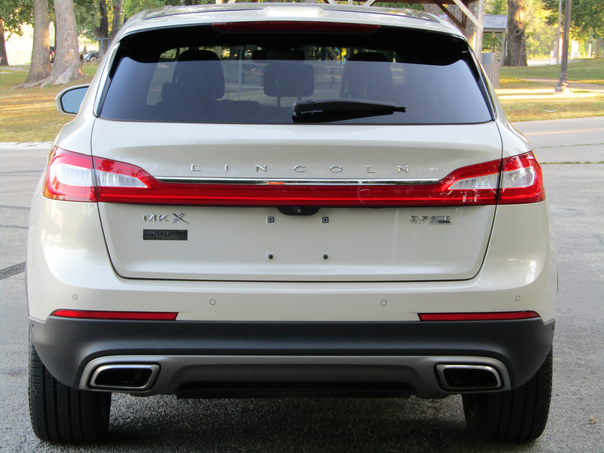 2016 Lincoln MKX Reserve photo 3