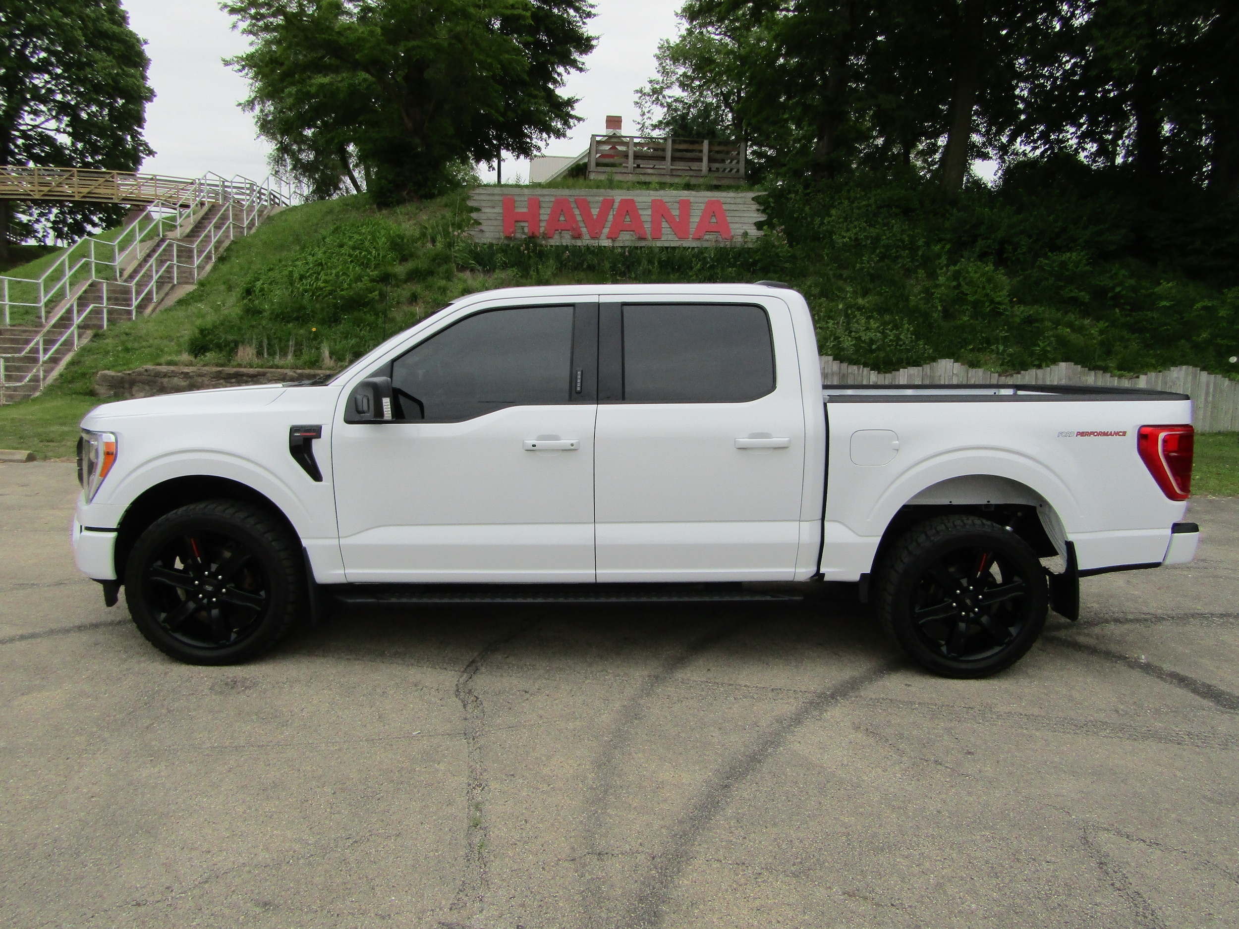 2023 Ford F-150 XLT 4x4 SuperCrew 5-1/2 Box's photo