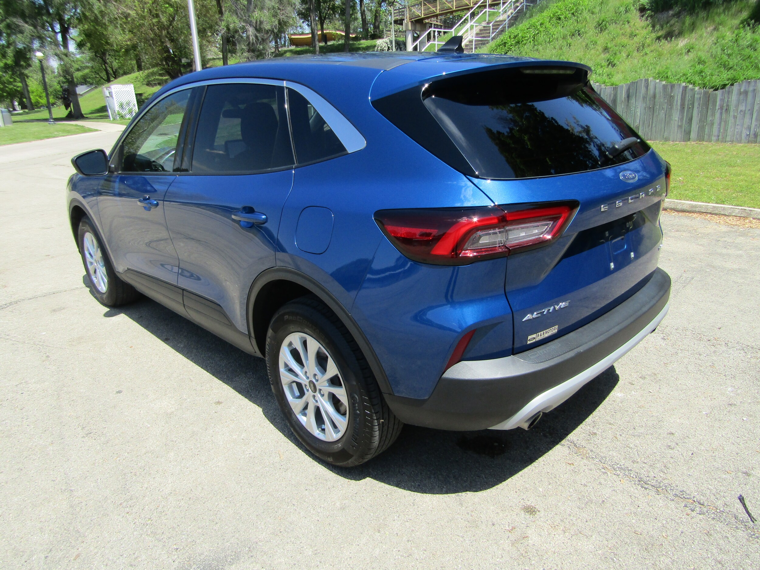 2023 Ford Escape Active photo 2