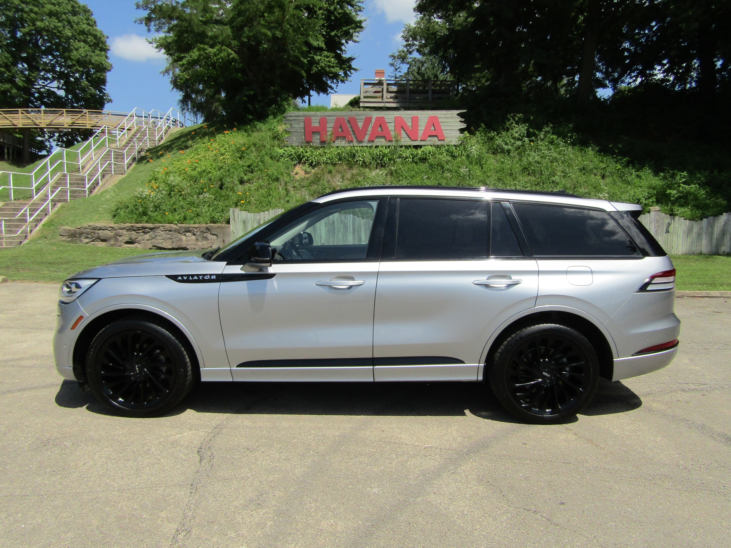 2022 Lincoln Aviator Reserve AWD's photo