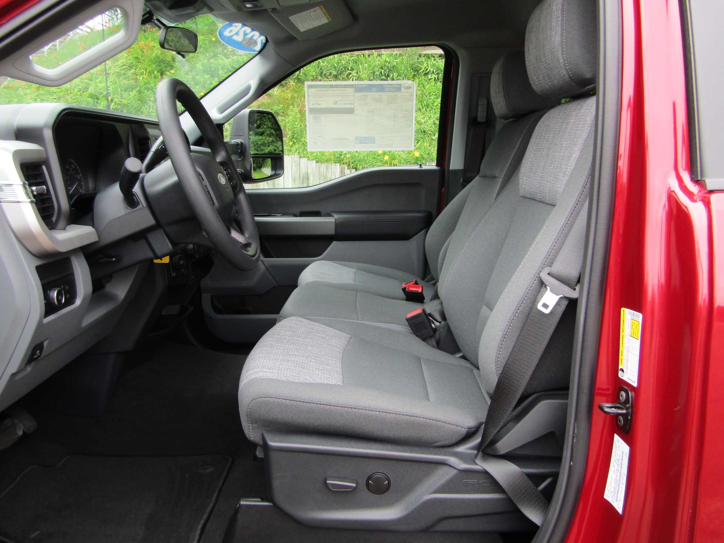 2026 Ford F-350 Super Duty XLT - Photo 15