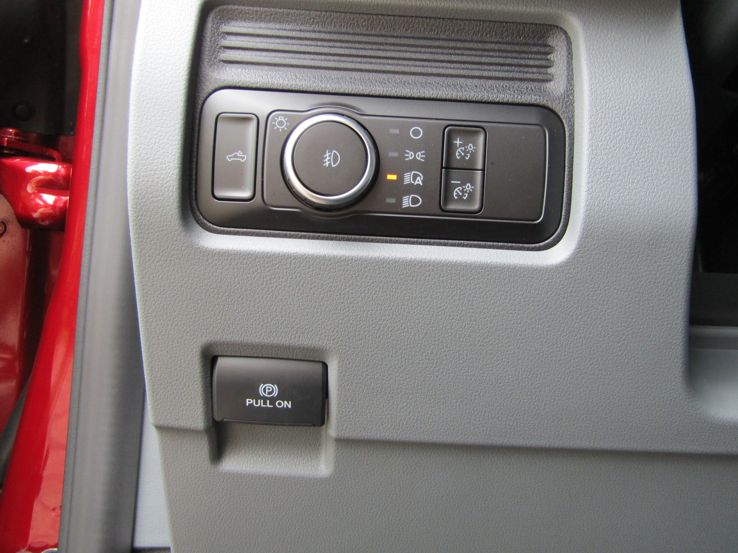 2026 Ford F-350 Super Duty XLT - Photo 24