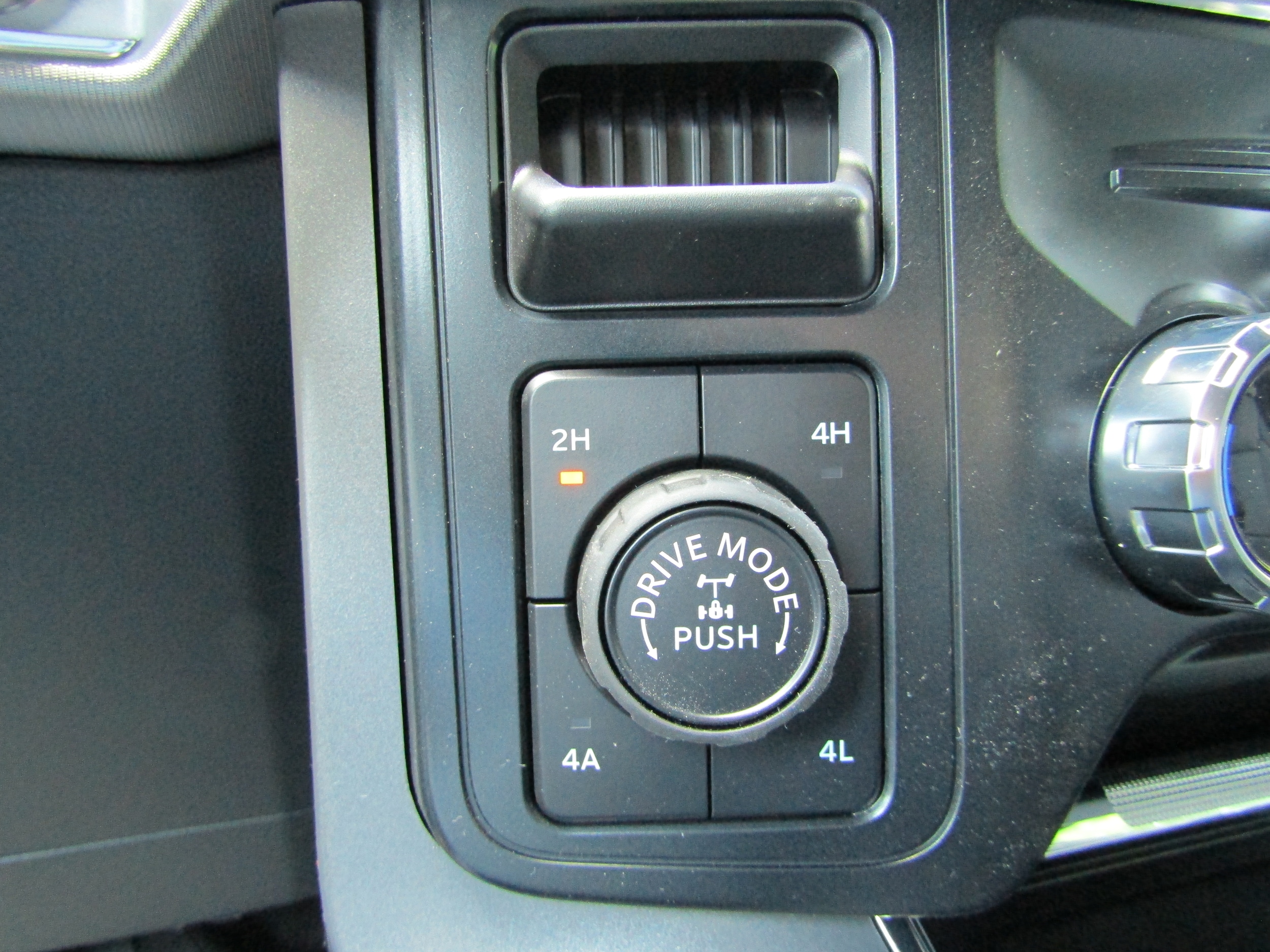 2026 Ford F-150 Lariat - Photo 26