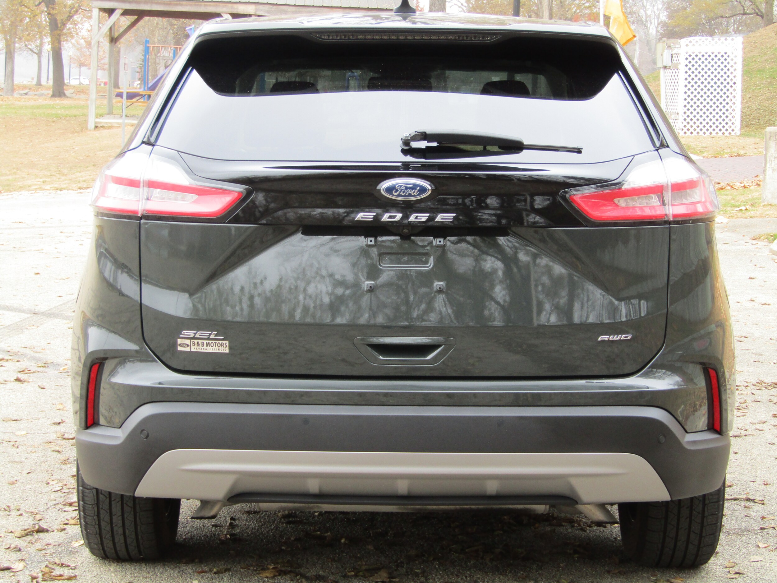 2024 Ford Edge SEL photo 3