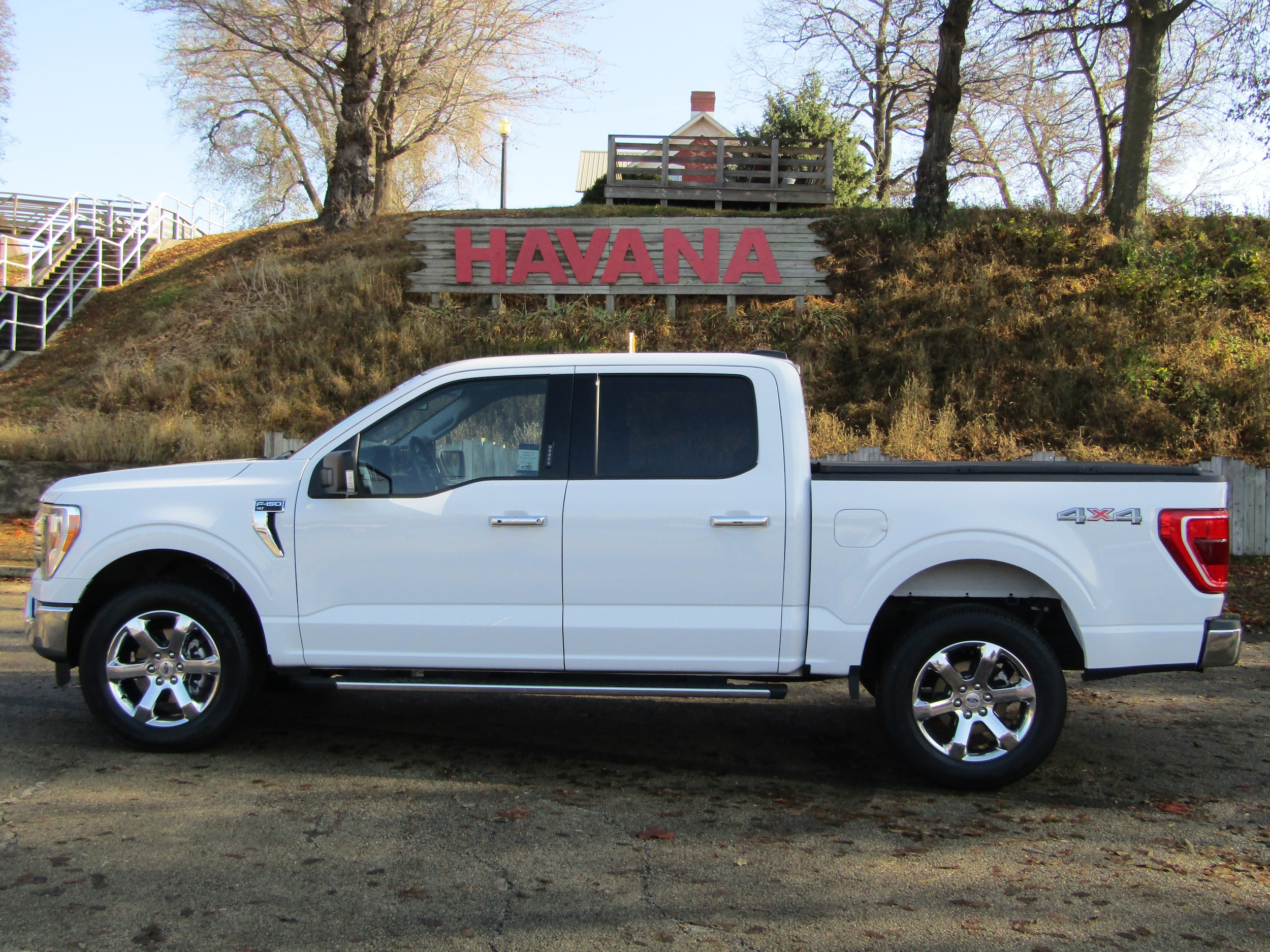 2022 Ford F-150 XLT's photo