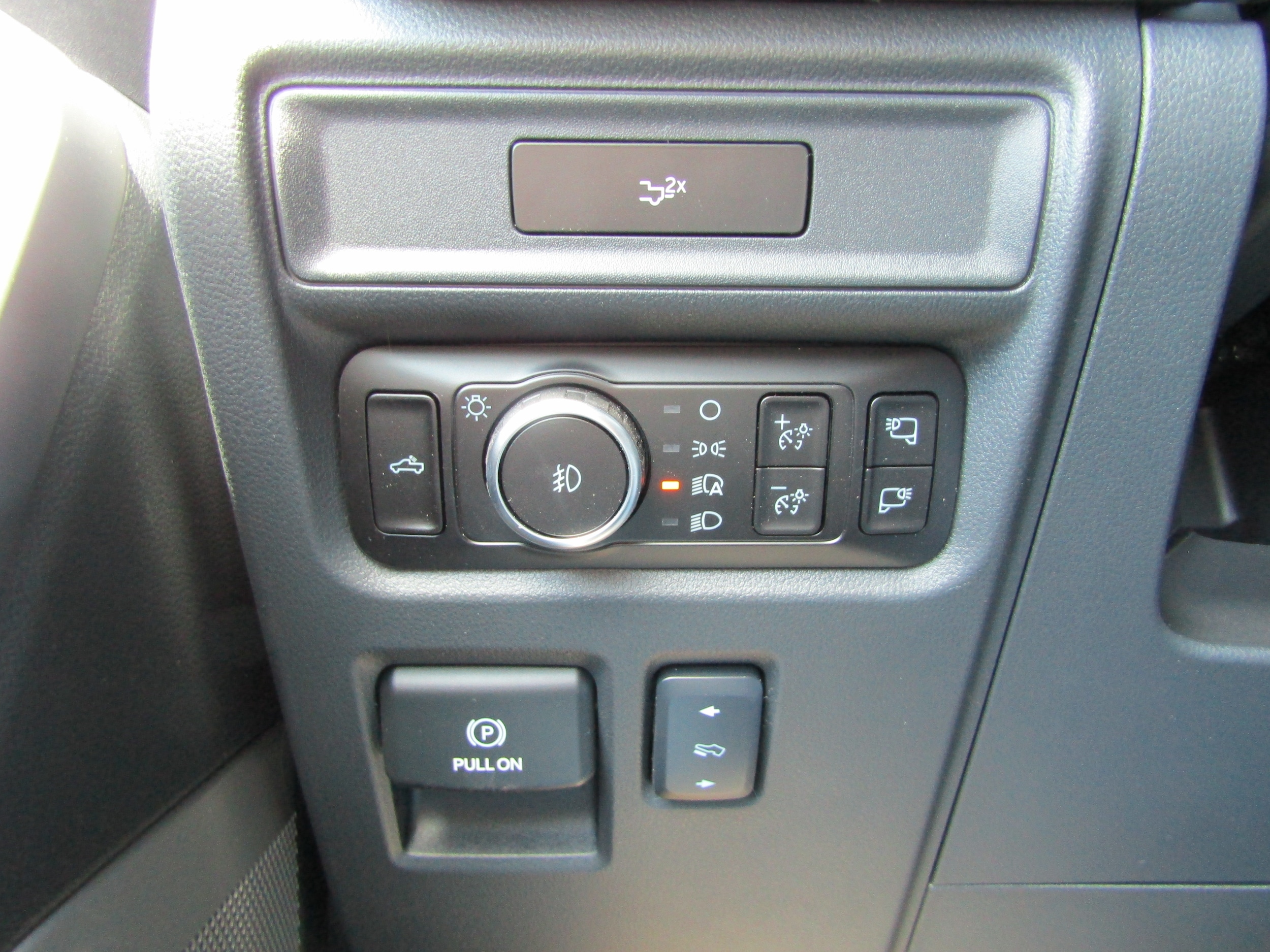 2026 Ford F-150 Lariat - Photo 19