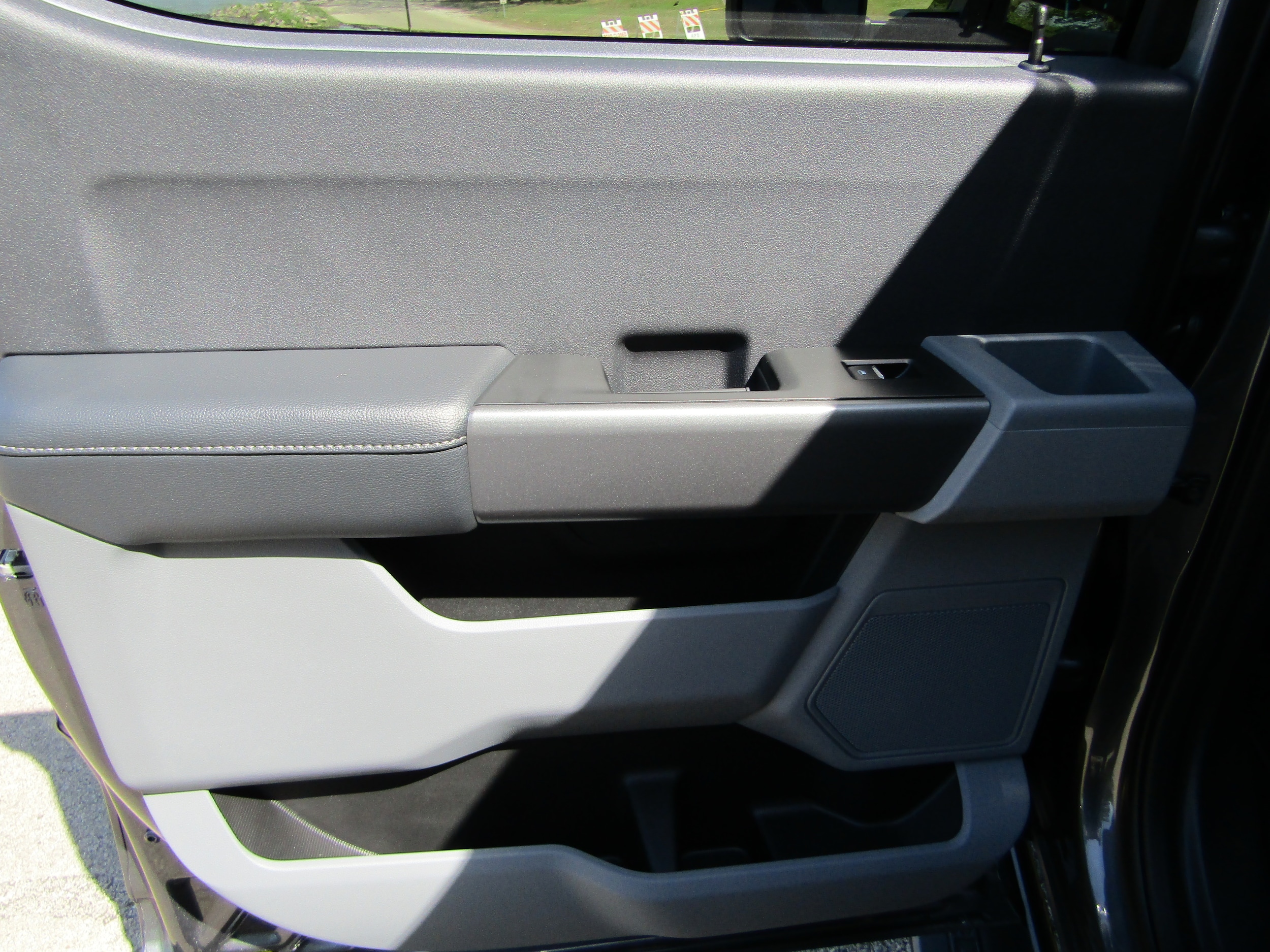 2026 Ford F-350 Super Duty XL - Photo 12