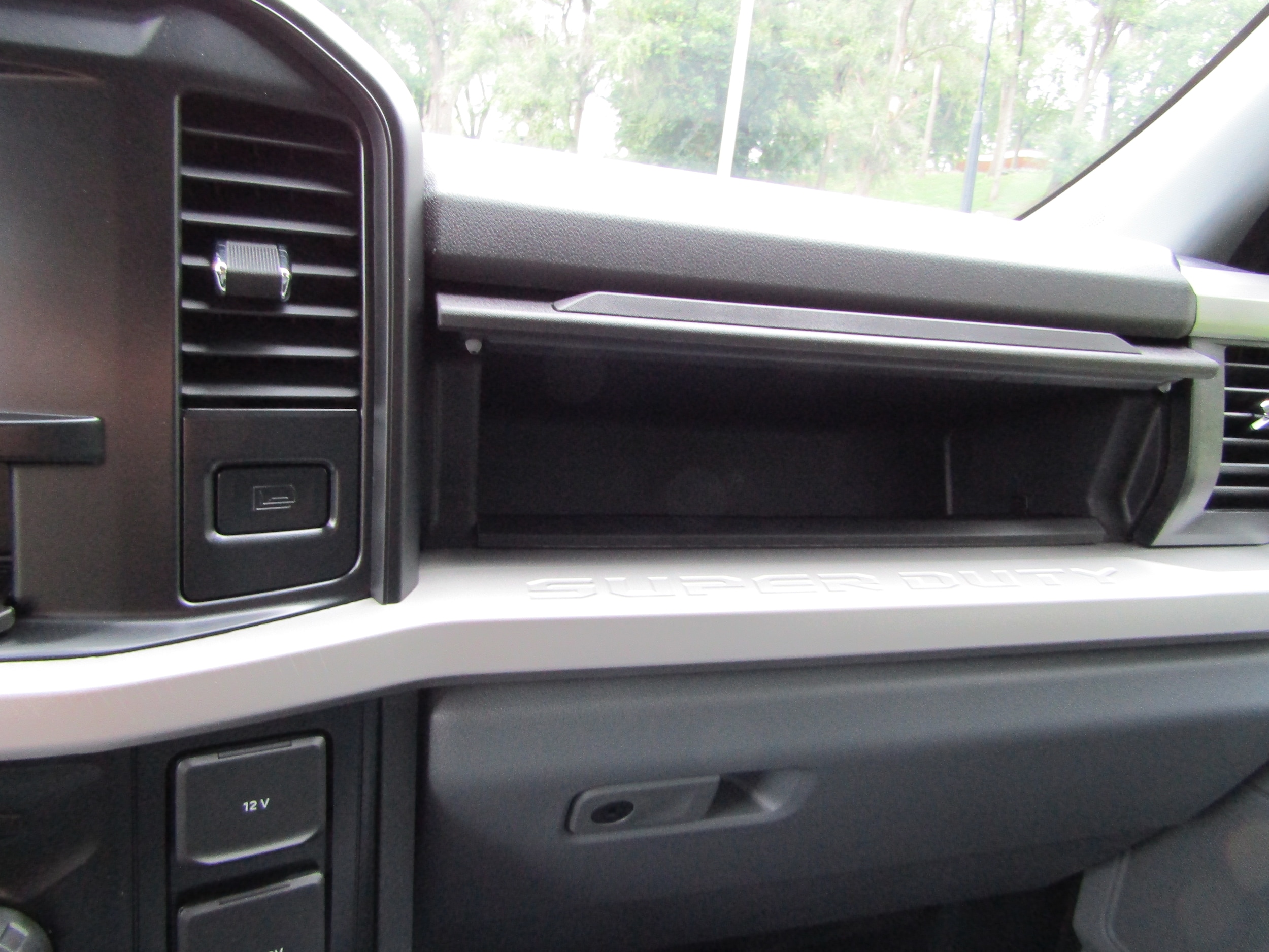 2026 Ford F-350 Super Duty XLT - Photo 37