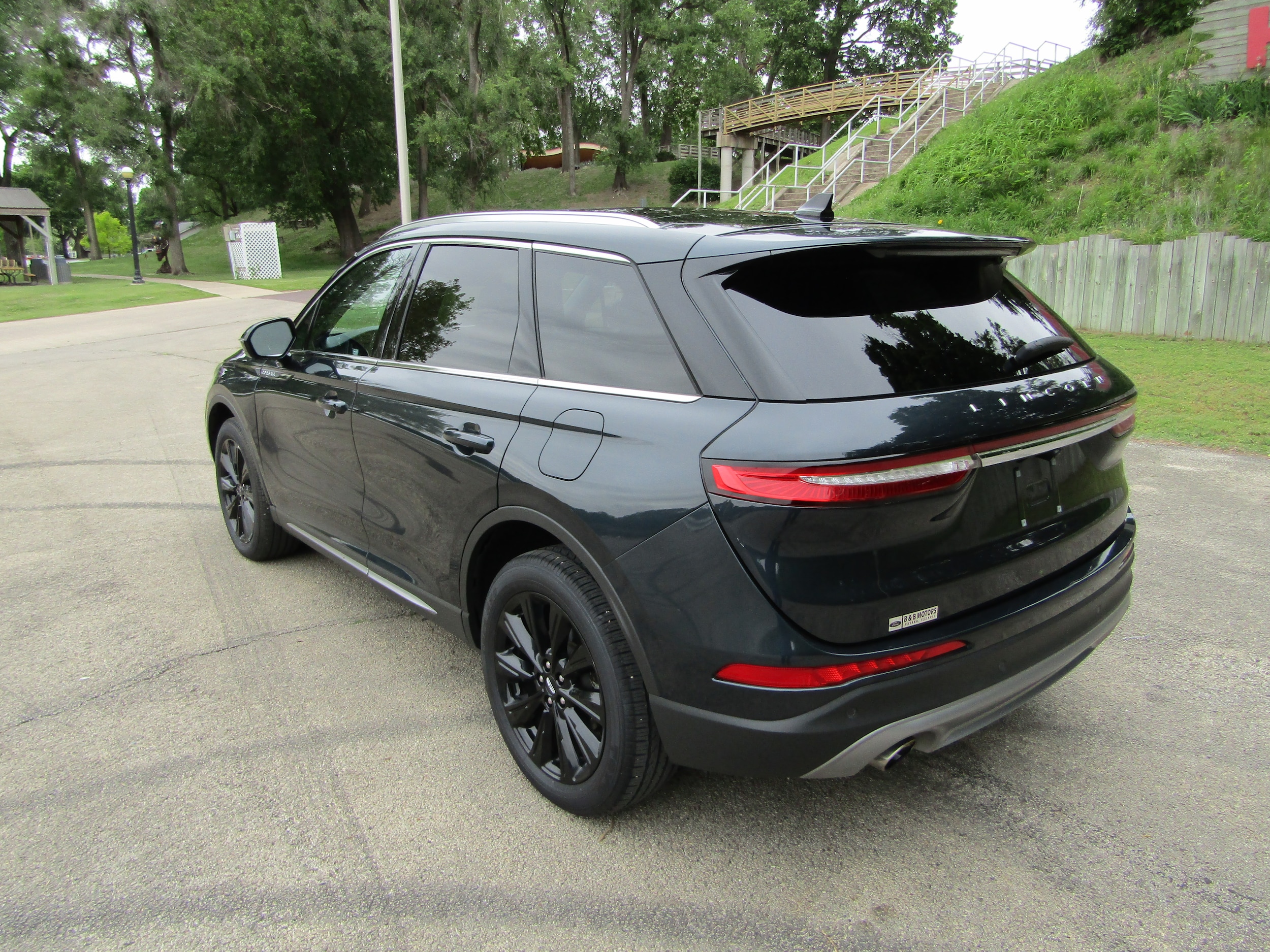 5LMCJ2D94MUL09282