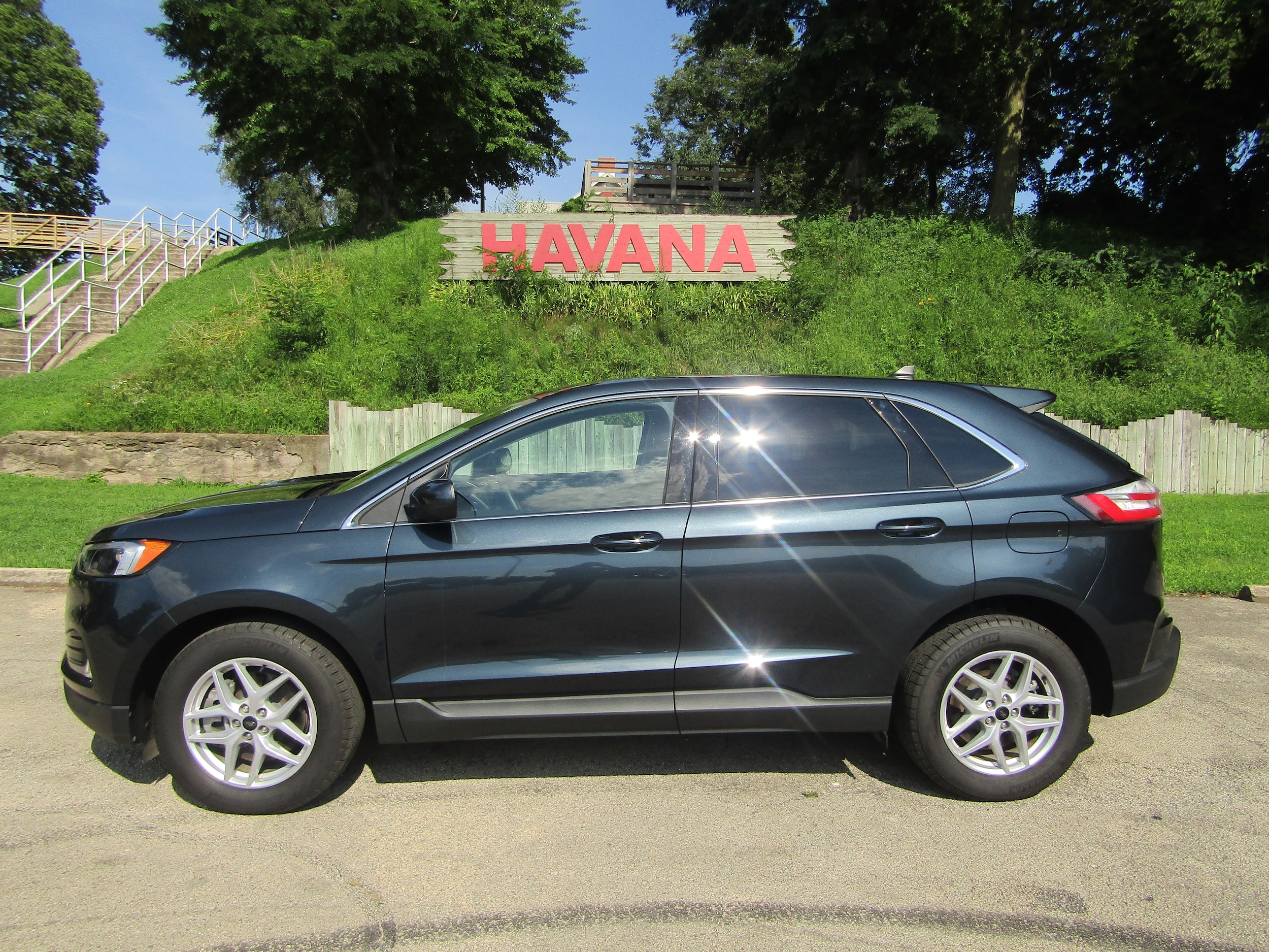 2023 Ford Edge