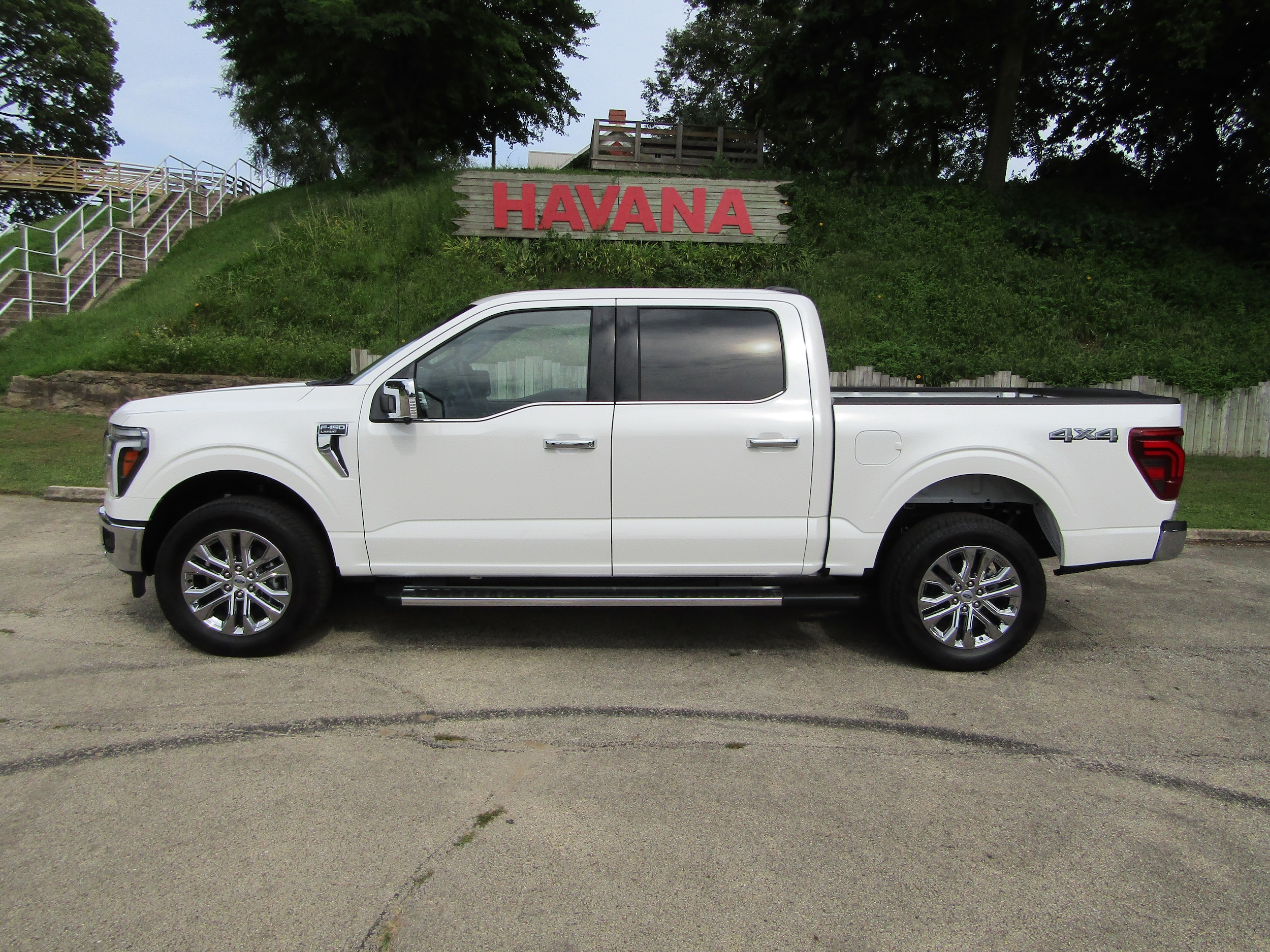 2025 Ford F-150 LARIAT
