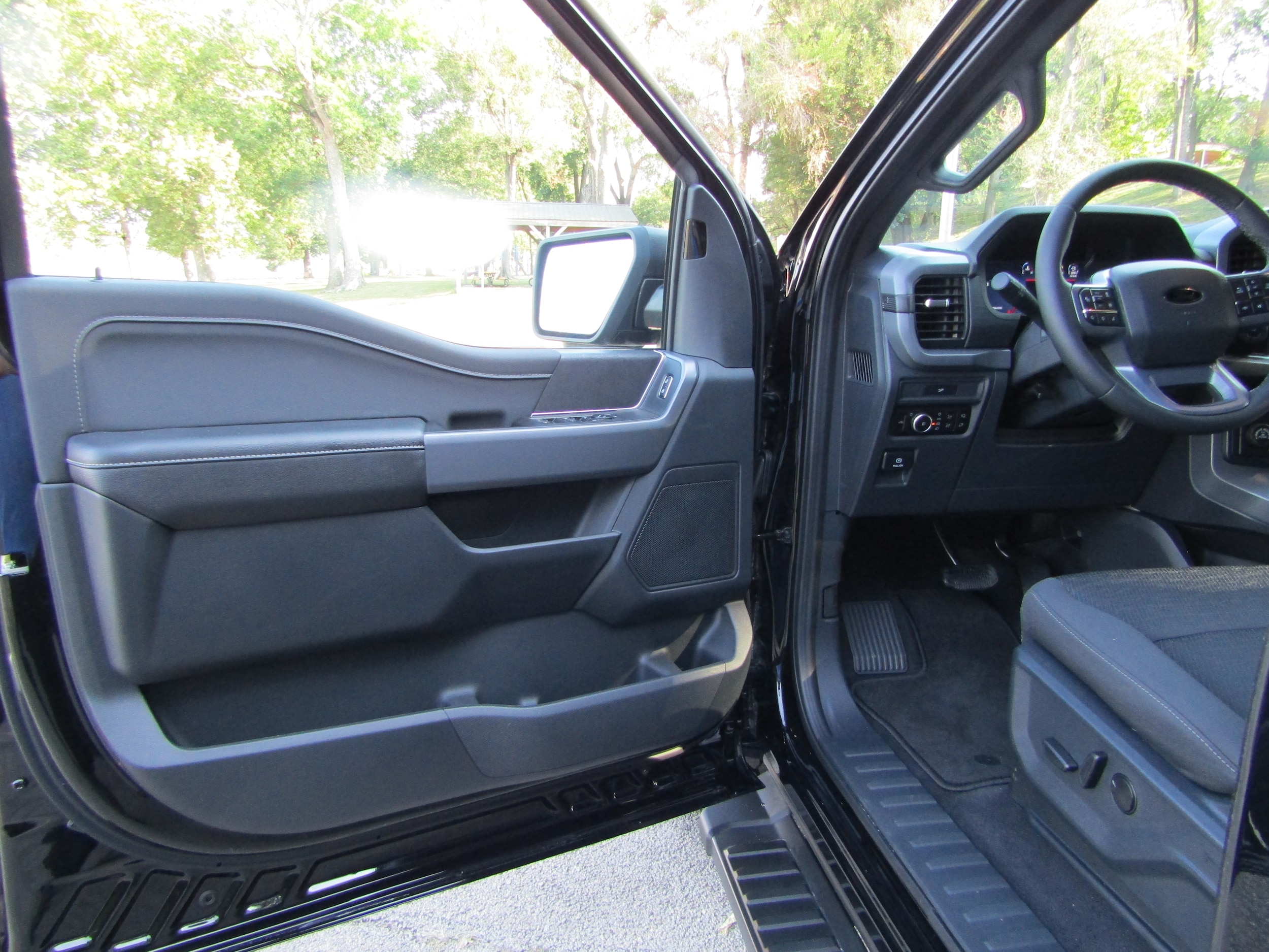 2026 Ford F-150 XLT - Photo 11