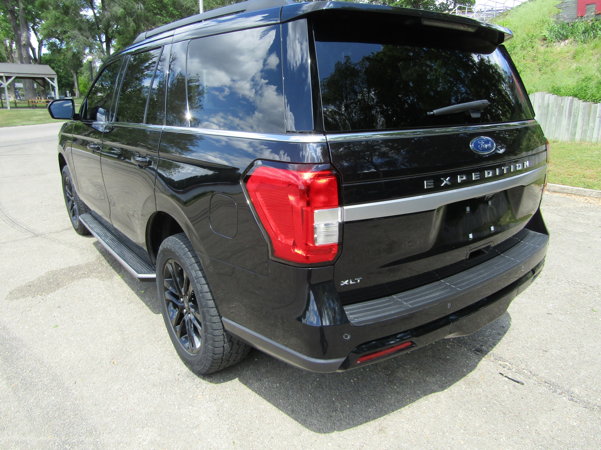 1FMJU1JT4NEA28459