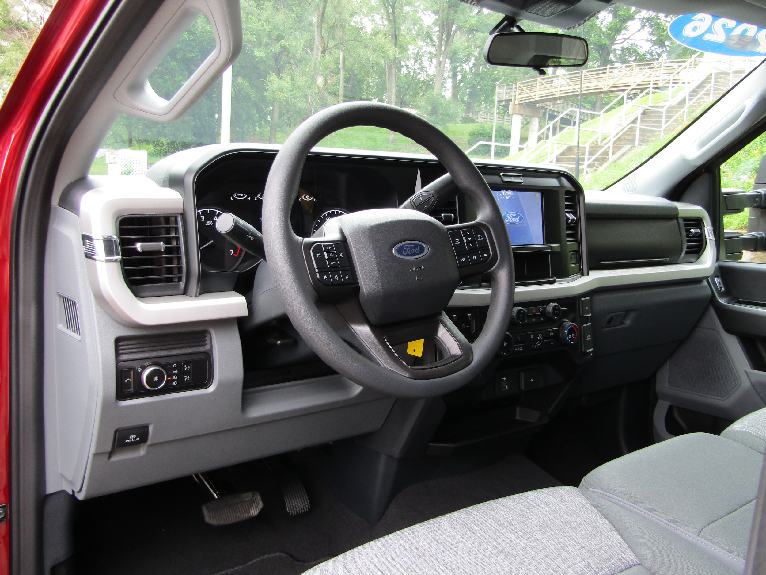 2026 Ford F-350 Super Duty XLT - Photo 23