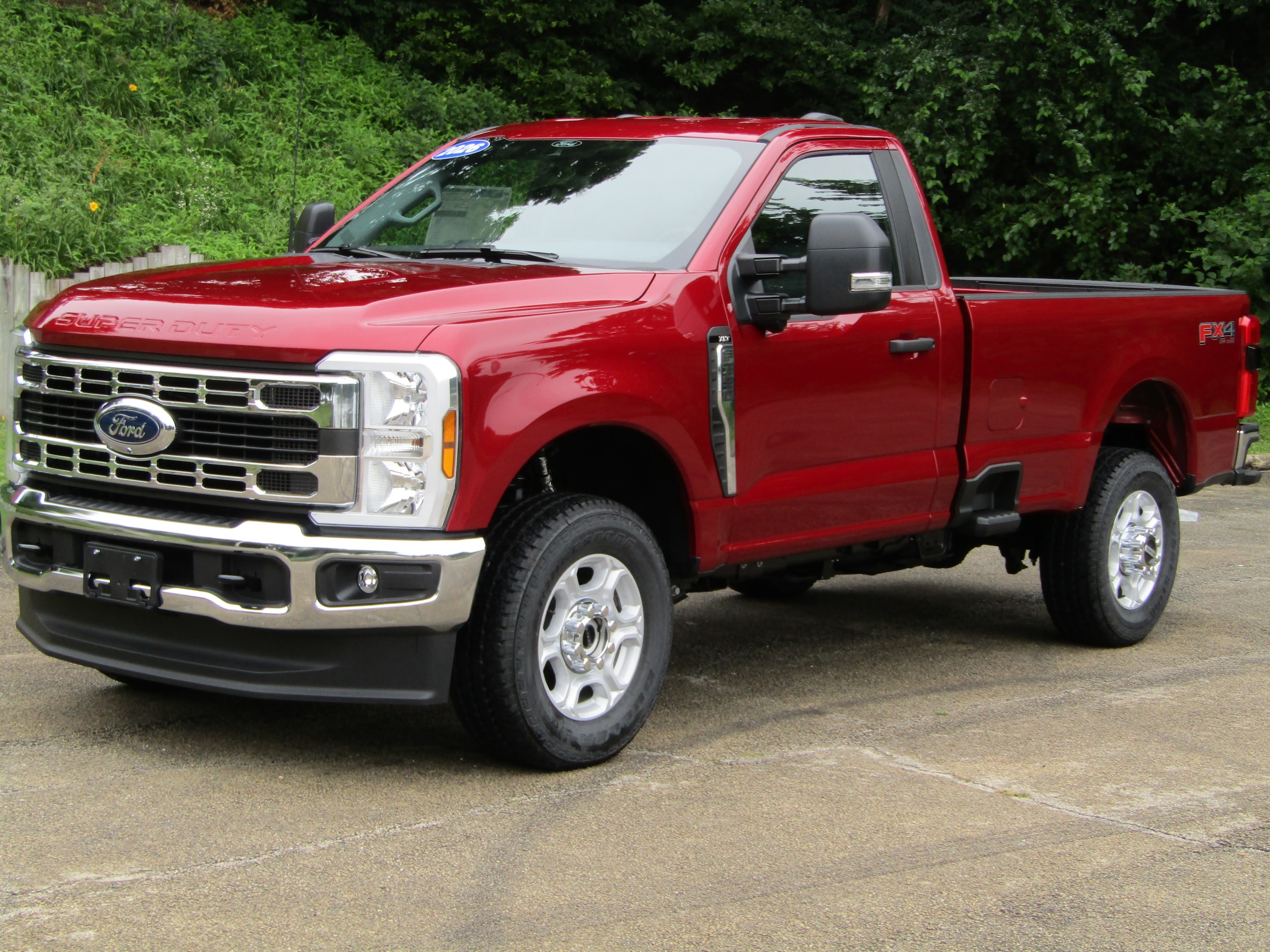 2026 Ford F-350 Super Duty XLT - Photo 8