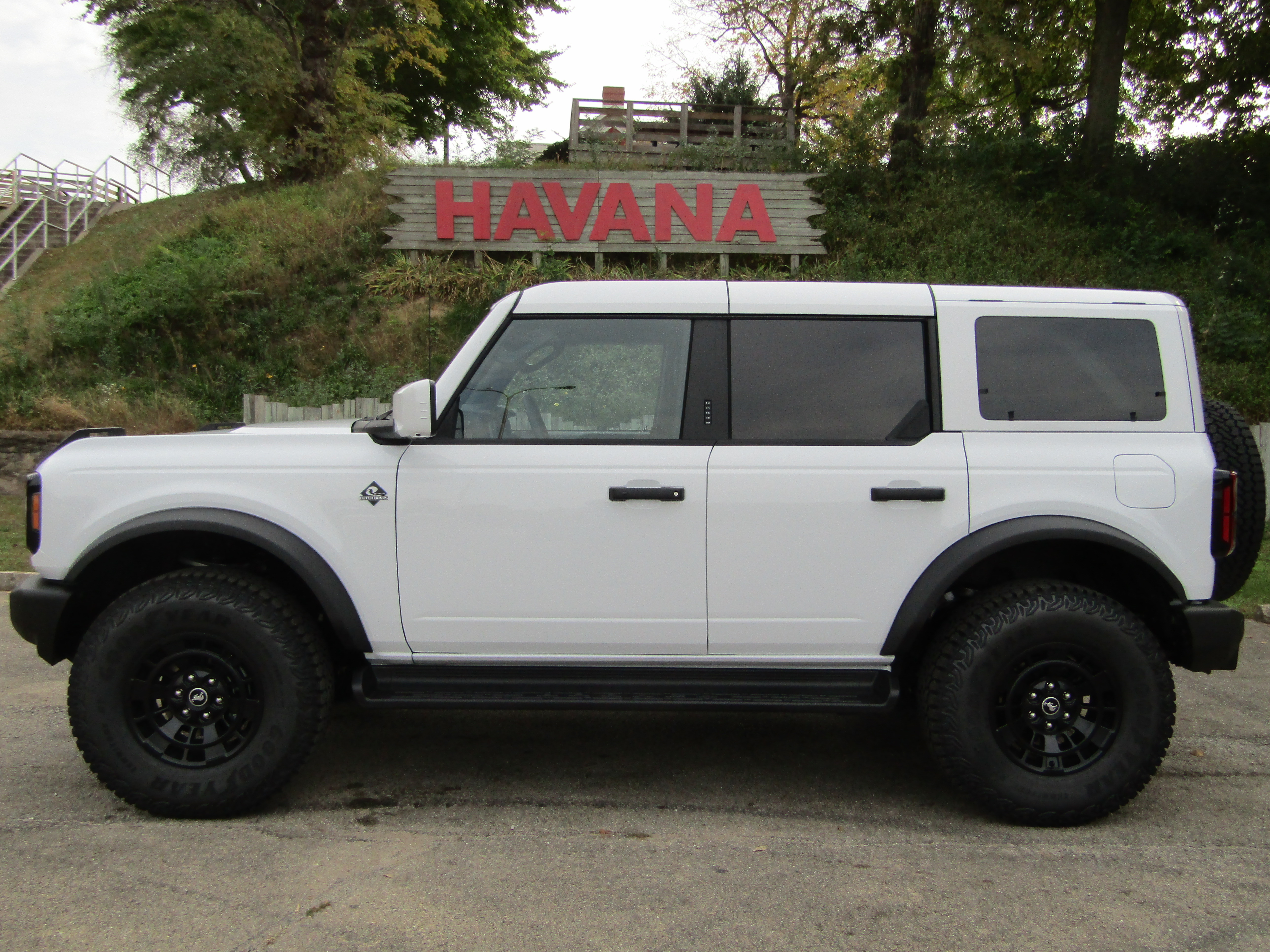 2026 Ford Bronco OUTER BANKS 4-DOOR 4X4 OUTER BANKS 4X4