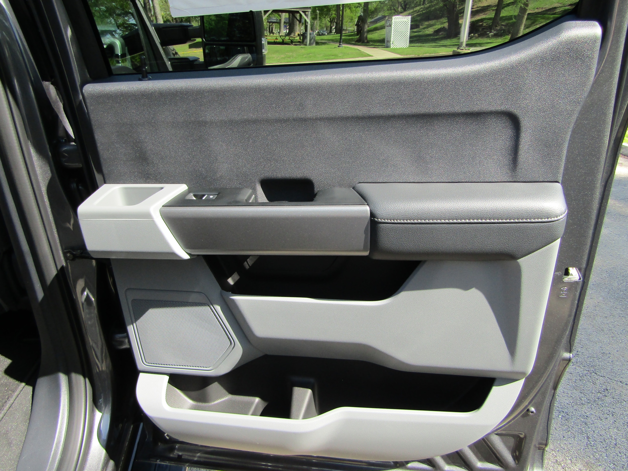 2026 Ford F-350 Super Duty XL - Photo 15