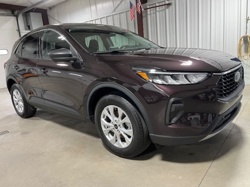 Used 2023 Ford Escape Active AWD WAGON